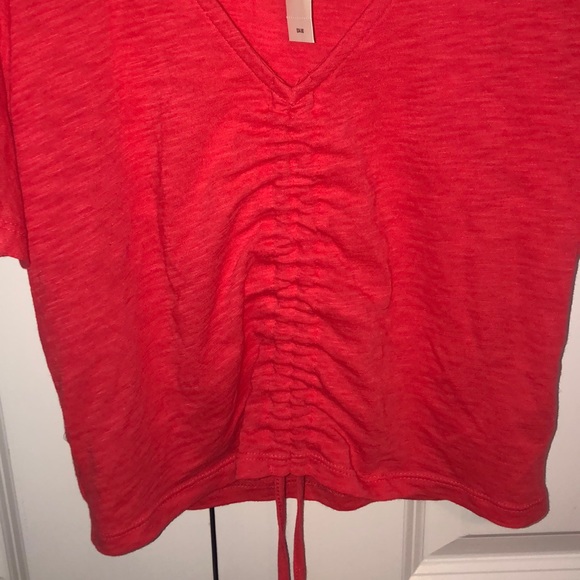 Express rose scrunch tshirt - Picture 2 of 3